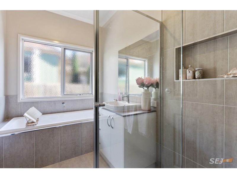 24 ALFORD STREET, Warragul VIC 3820