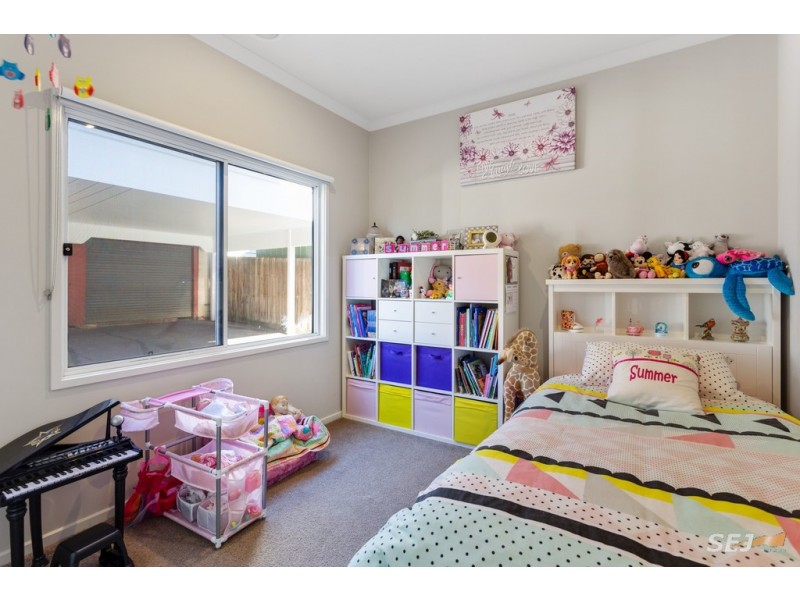 24 ALFORD STREET, Warragul VIC 3820