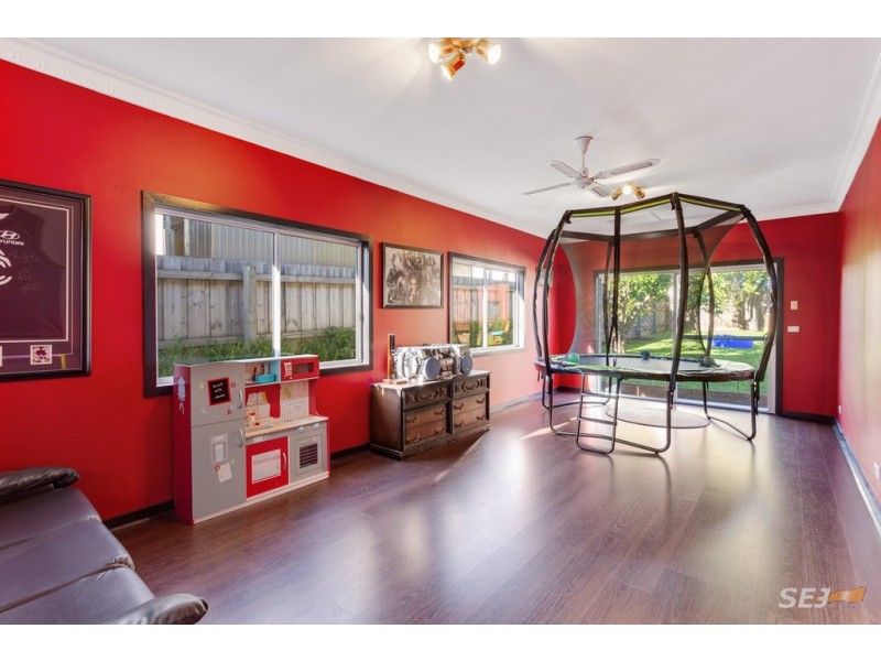 24 ALFORD STREET, Warragul VIC 3820