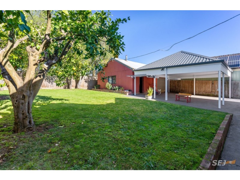 24 ALFORD STREET, Warragul VIC 3820
