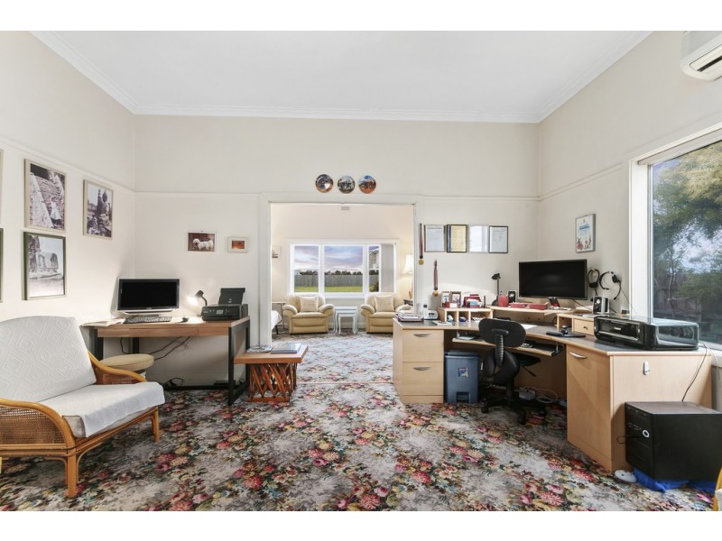 4 Victoria St, Port Albert VIC 3971