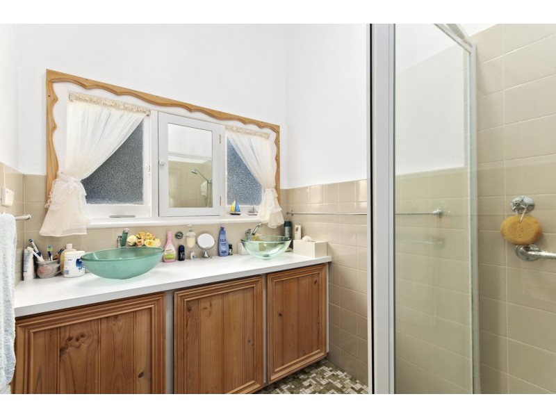 4 Victoria St, Port Albert VIC 3971