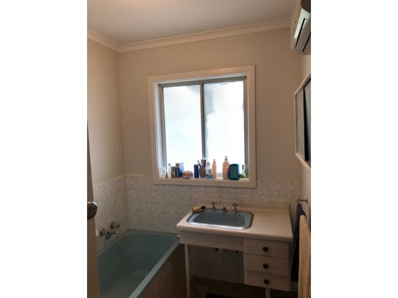 12 Devlin Rd, Foster VIC 3960