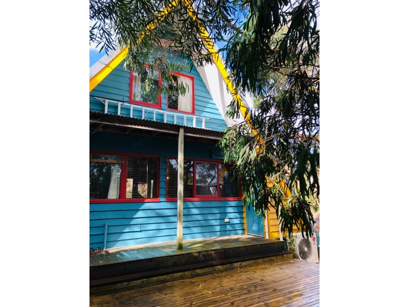 81 Acacia Rd, Walkerville VIC 3956