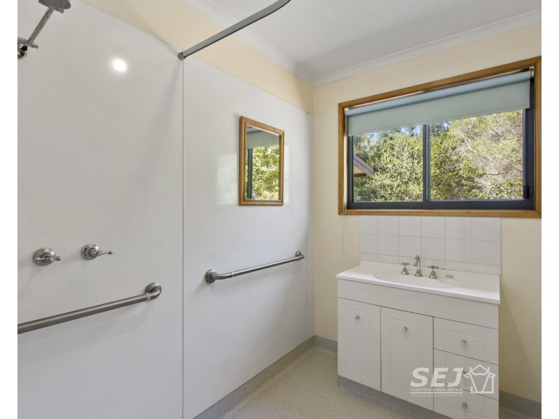 3 Golf Links Drive, Mirboo North VIC 3871