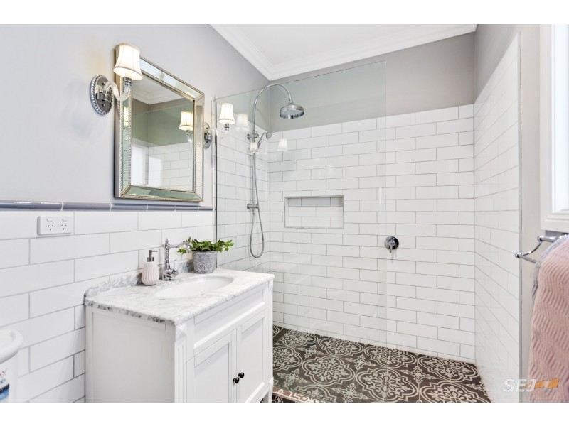 14 Kent Street, Warragul VIC 3820