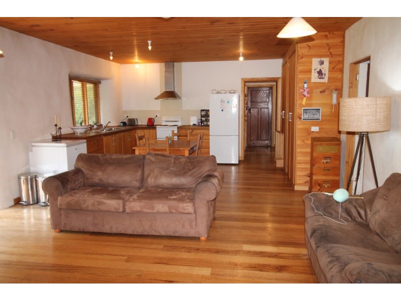 61 Harmon Rd, Foster VIC 3960