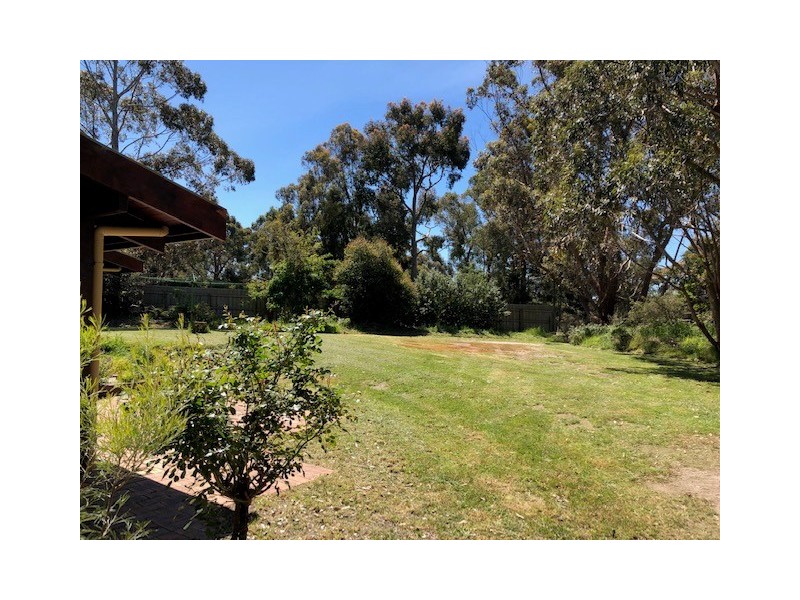 7 Jay Rd, Foster VIC 3960