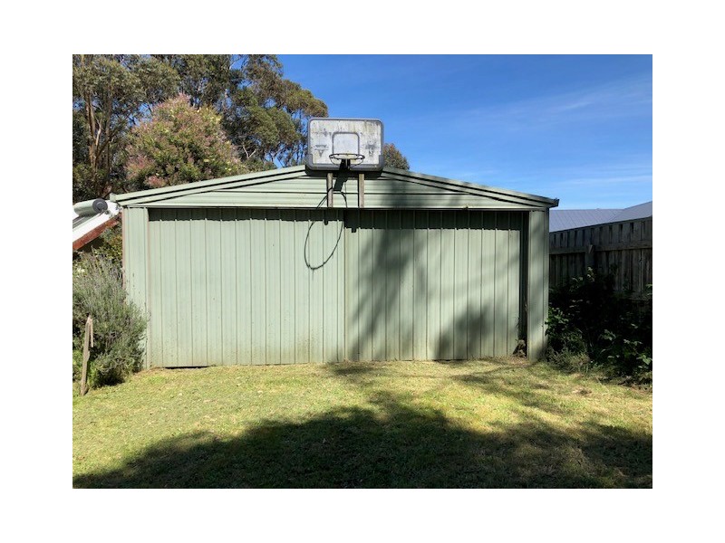 7 Jay Rd, Foster VIC 3960