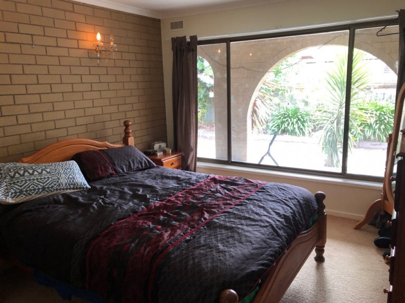 11 Hall Rd, Foster VIC 3960