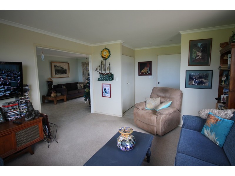 269 Savages Rd, Fish Creek VIC 3959