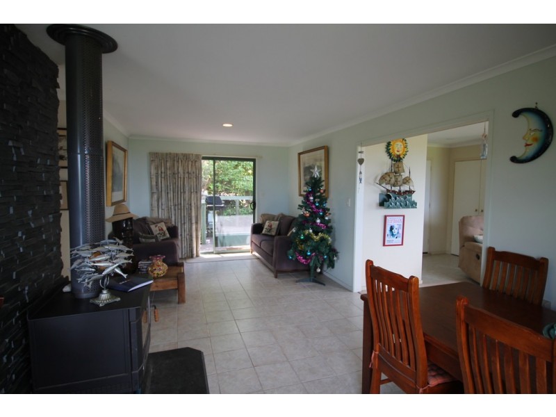 269 Savages Rd, Fish Creek VIC 3959