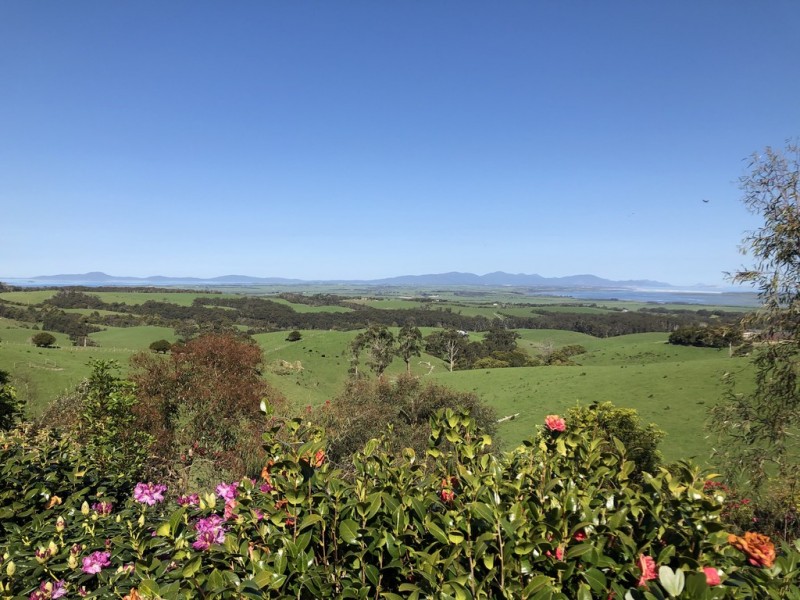 269 Savages Rd, Fish Creek VIC 3959