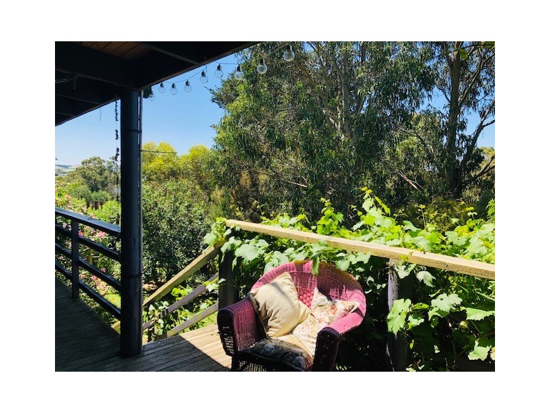 55 Old Waratah Rd, Fish Creek VIC 3959