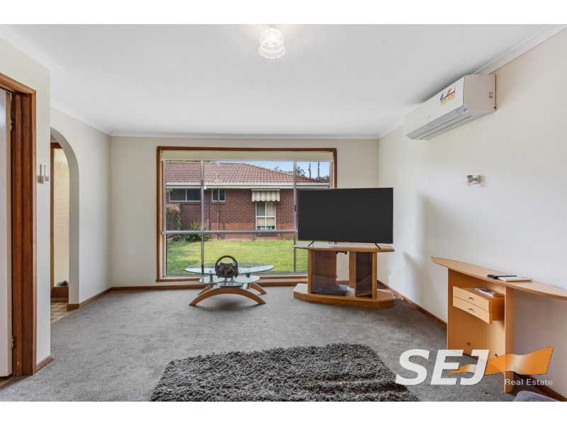 2/11a Rosebery Street, Lang Lang VIC 3984