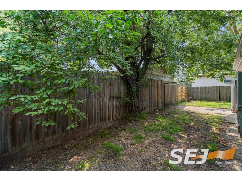 2/11a Rosebery Street, Lang Lang VIC 3984