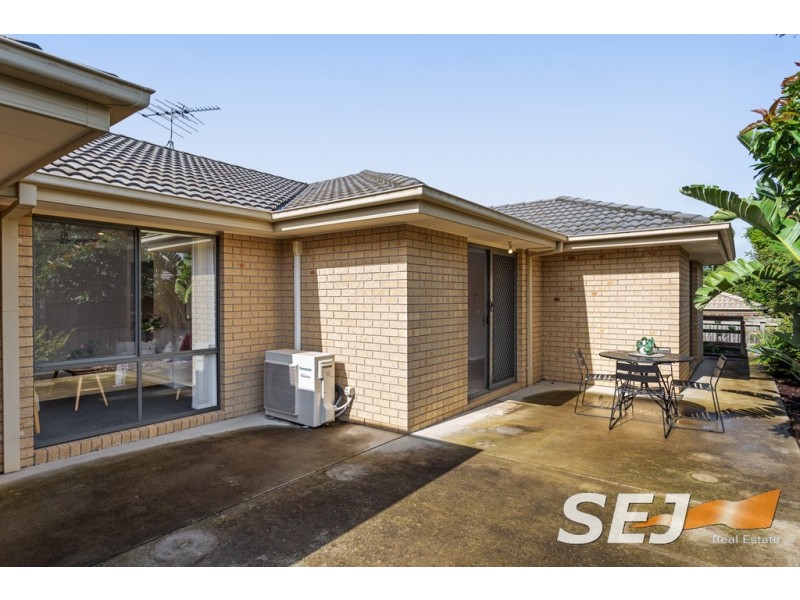 5 WHITE GUM COURT, Drouin VIC 3818