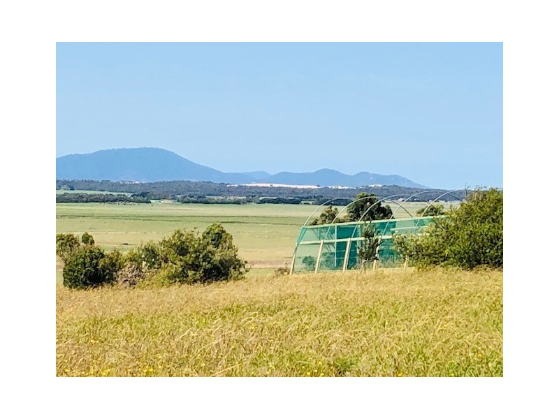 6 Wood Crt, Yanakie VIC 3960