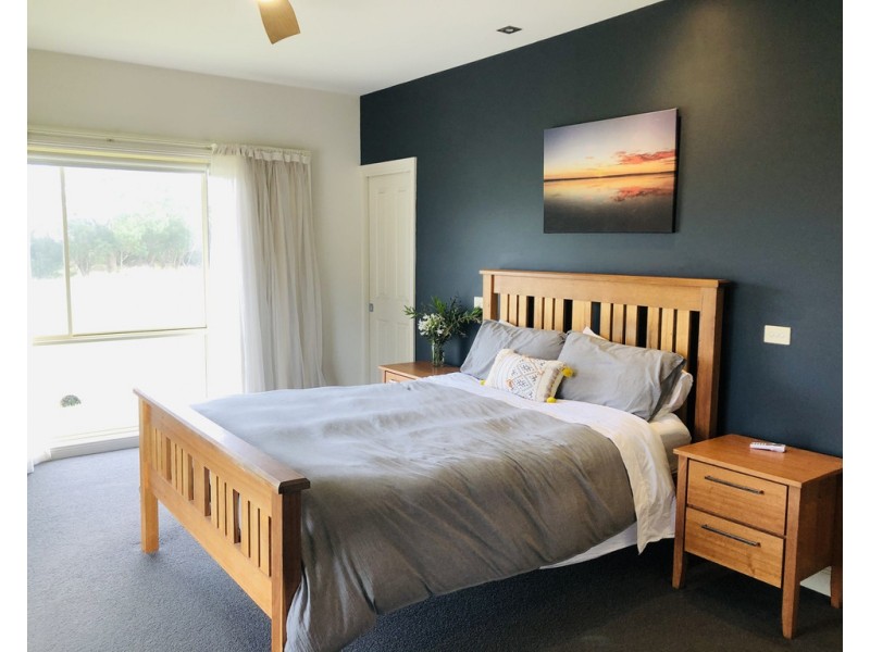 112 Fish Creek – Waratah Rd, Waratah Bay VIC 3959