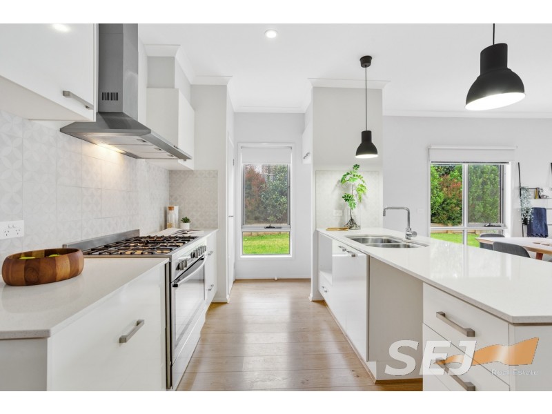 12 Huntingfield Court, Warragul VIC 3820