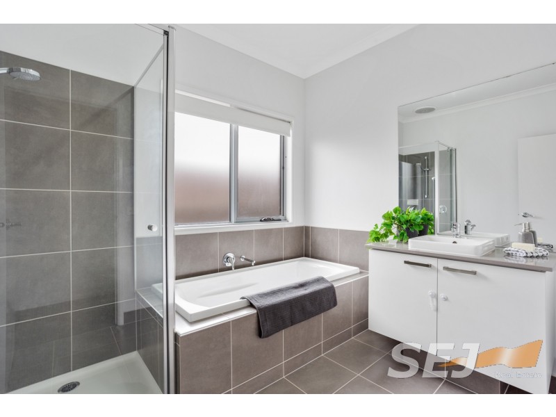 12 Huntingfield Court, Warragul VIC 3820