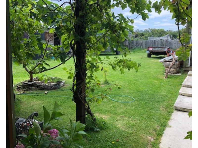 16 Tramway St, Port Franklin VIC 3964