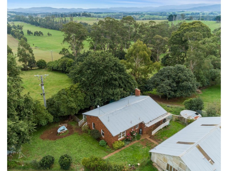 320 HIGGS ROAD, Drouin VIC 3818