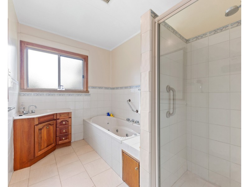 320 HIGGS ROAD, Drouin VIC 3818