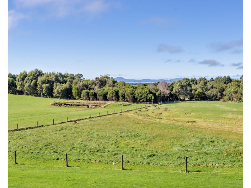 23 Powells Rd, Foster VIC 3960