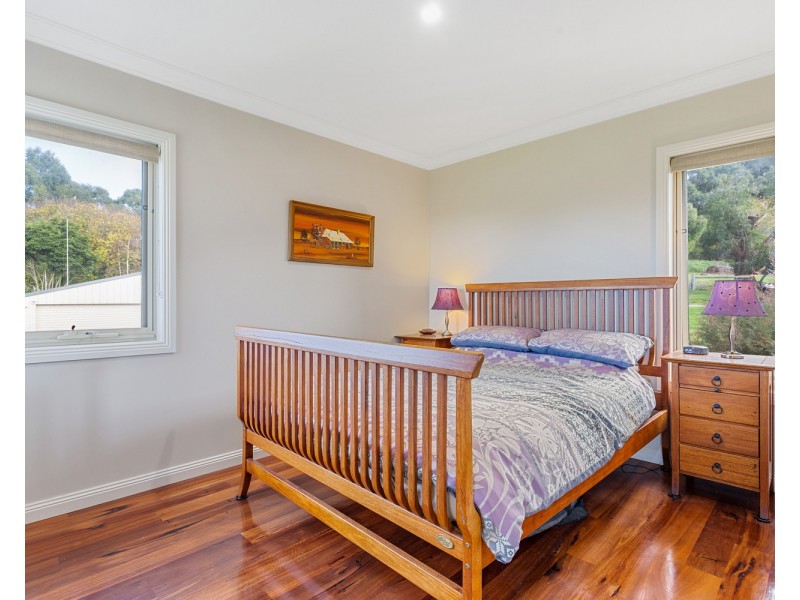 23 Powells Rd, Foster VIC 3960