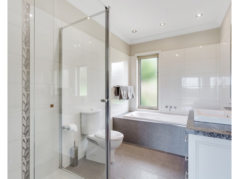 23 Powells Rd, Foster VIC 3960