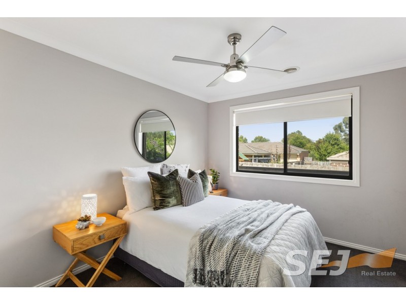 5 White Gum Court, Drouin VIC 3818