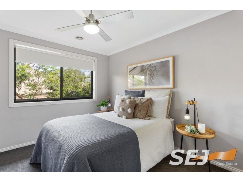 5 White Gum Court, Drouin VIC 3818