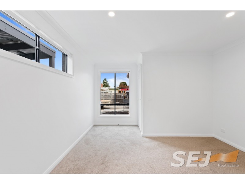 12A Sybella Avenue, Koo Wee Rup VIC 3981