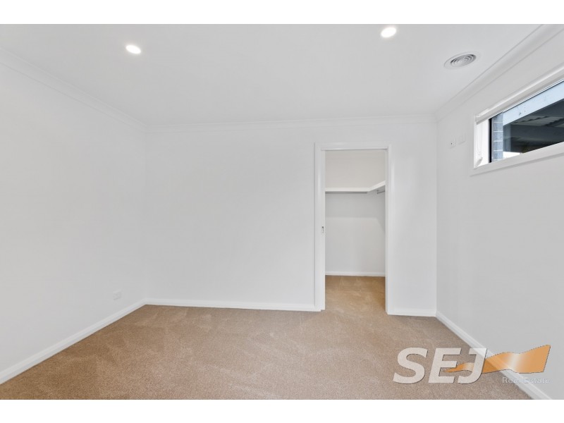 12A Sybella Avenue, Koo Wee Rup VIC 3981