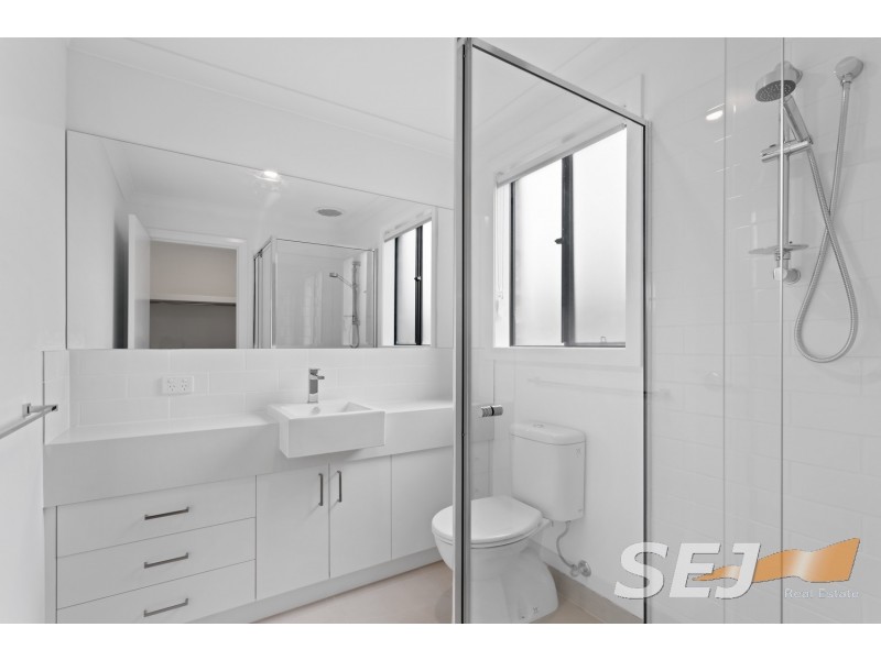 12A Sybella Avenue, Koo Wee Rup VIC 3981