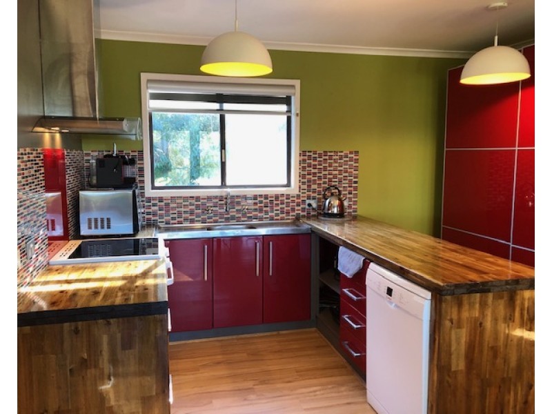 19 Birrahlea St, Waratah Bay VIC 3959