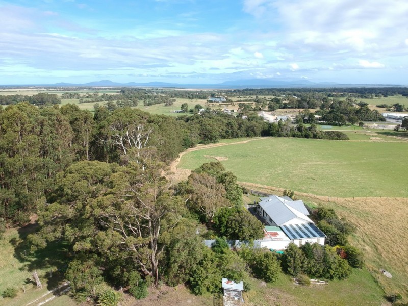 40 Hall Rd, Foster VIC 3960