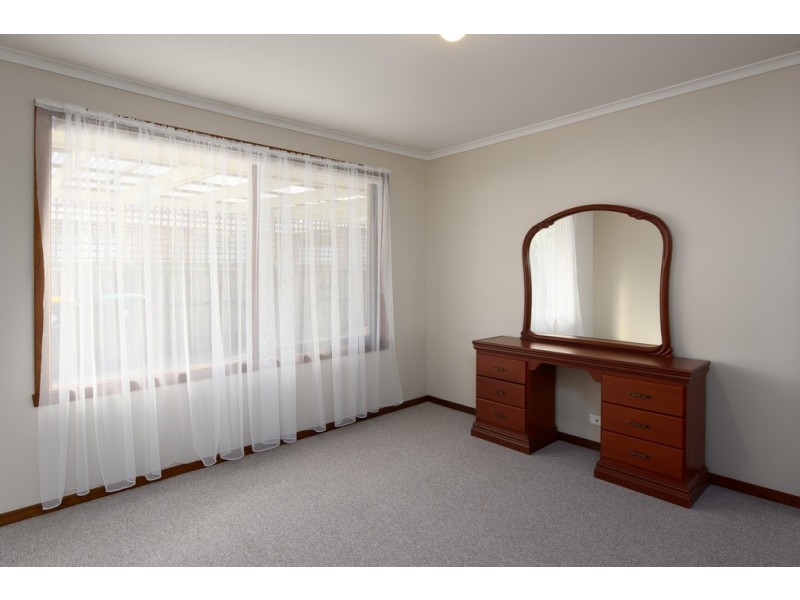 5 Charles St, Foster VIC 3960