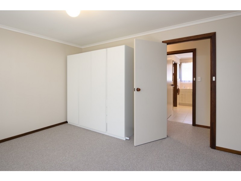 5 Charles St, Foster VIC 3960