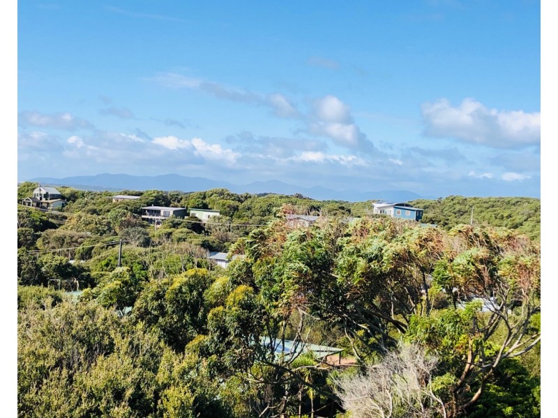 40 Ocean View Pde, Sandy Point VIC 3959