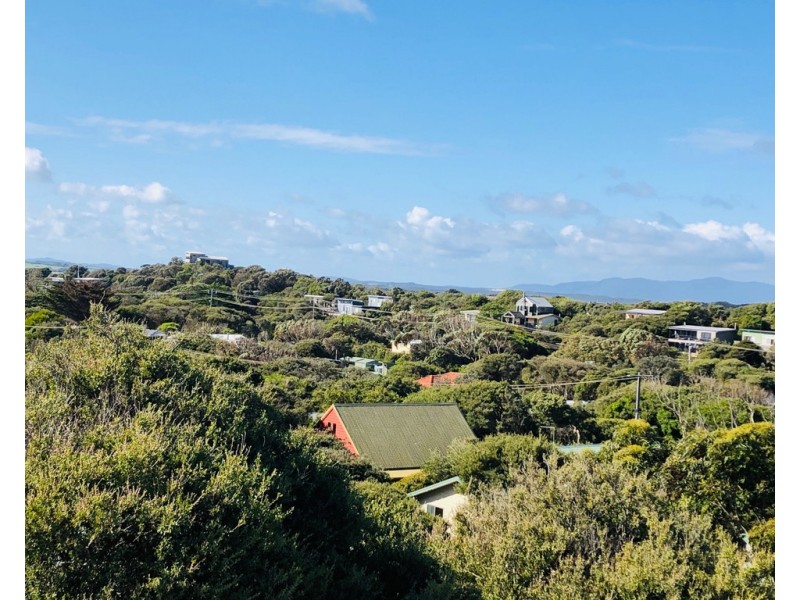 40 Ocean View Pde, Sandy Point VIC 3959