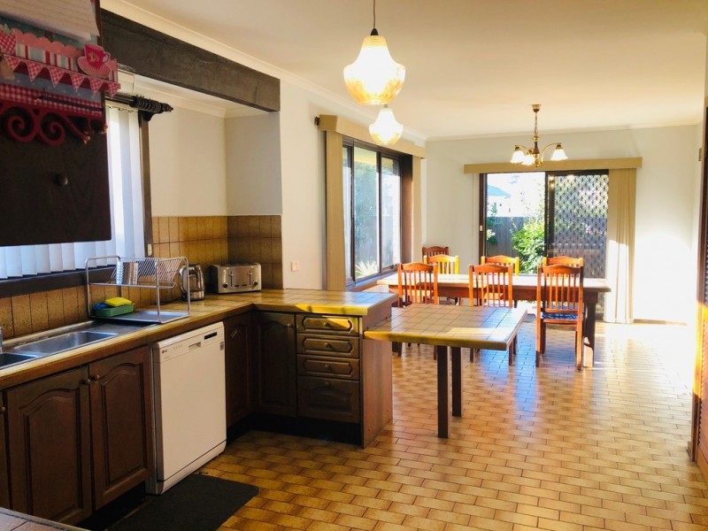 8 Apex Crt, Foster VIC 3960