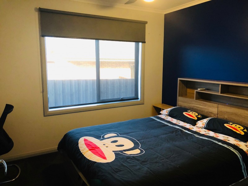 8 Apex Crt, Foster VIC 3960