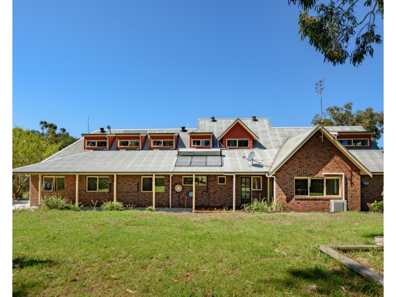 202 Soldiers Rd, Fish Creek VIC 3959