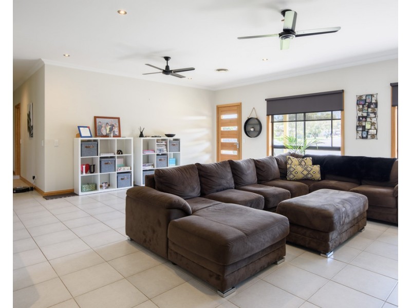 15 McMaster Crt, Foster VIC 3960