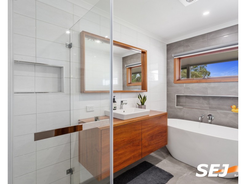 22 Murray Street, Mirboo North VIC 3871