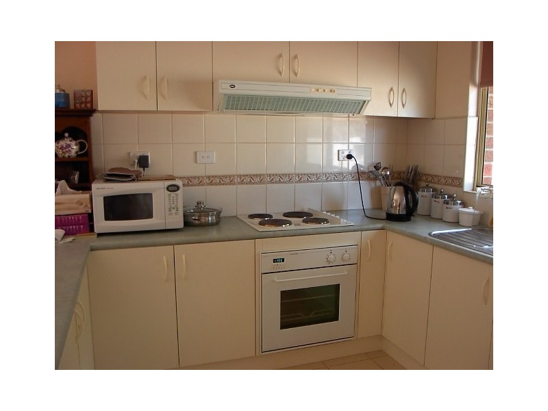 39 PEART STREET, Leongatha VIC 3953