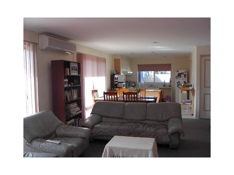 39 PEART STREET, Leongatha VIC 3953