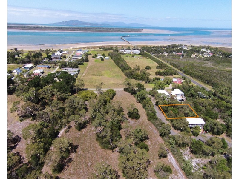 1 Heathlands Dr, Port Welshpool VIC 3965